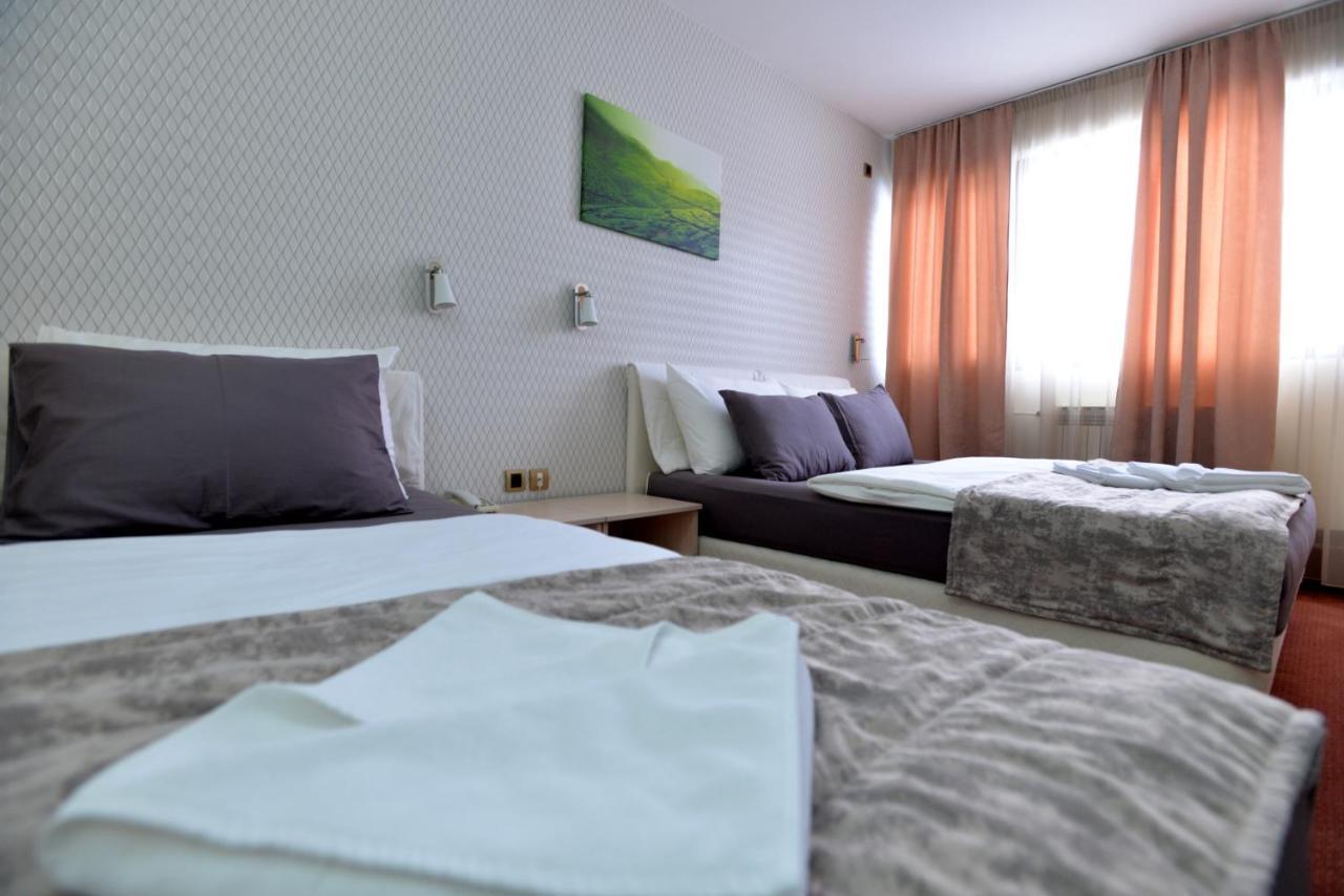 Hotel Livade Čačak المظهر الخارجي الصورة